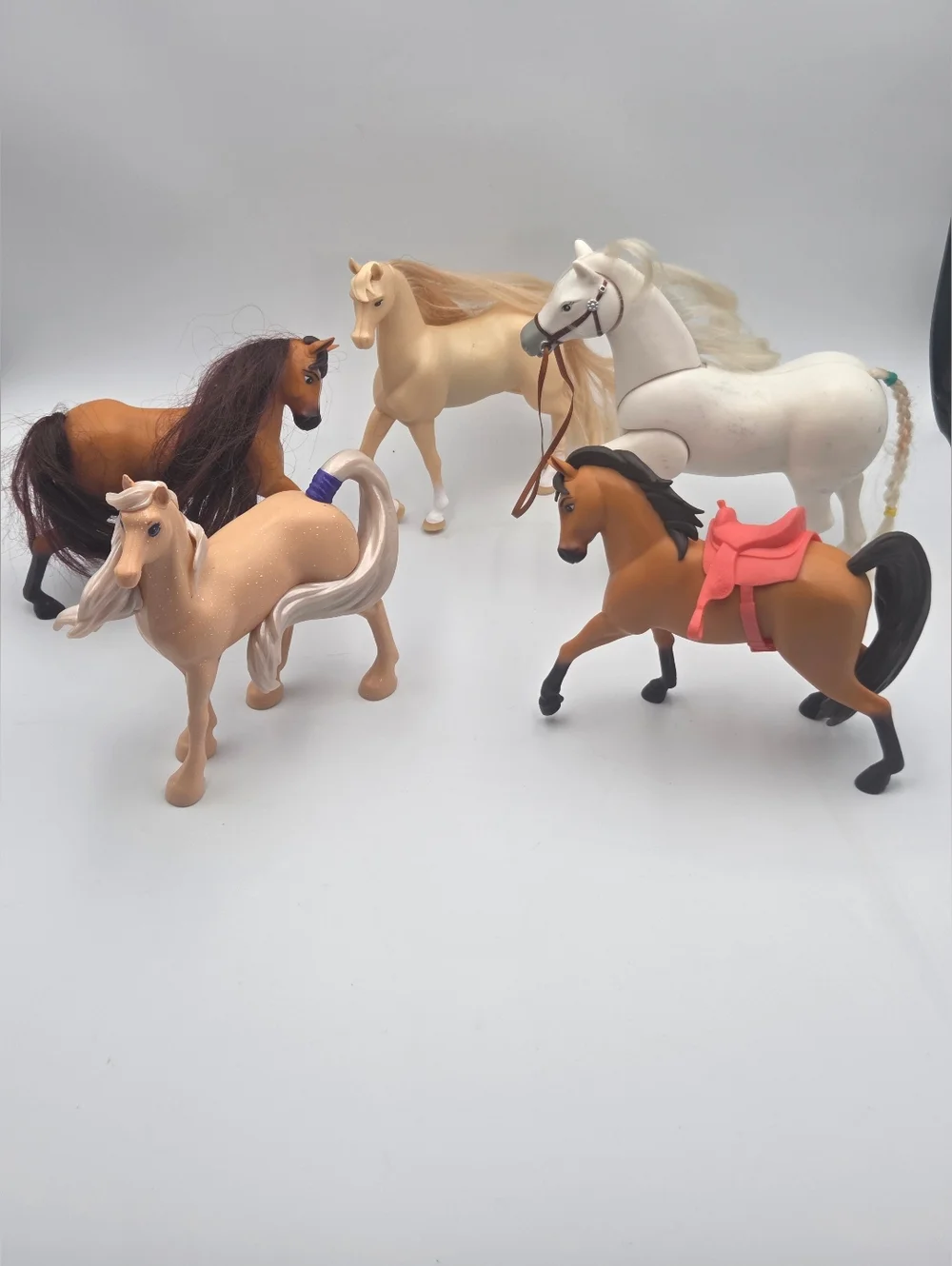 Lot of 2 DreamWorks Spirit Riding Free 6 1/2" Horses 2017-2019 +3 Other Horses - Picture 3 of 10